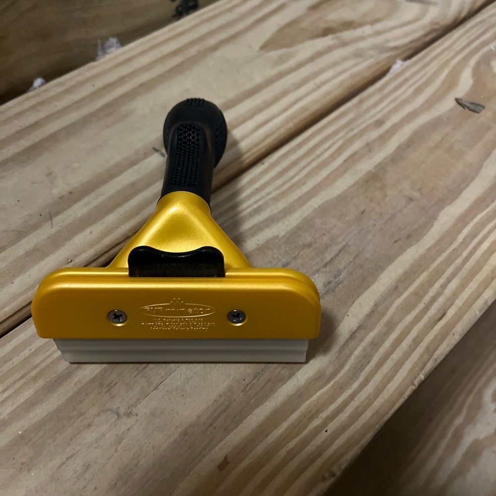 FURminator Yellow Grooming Tool - Picture 2 of 2